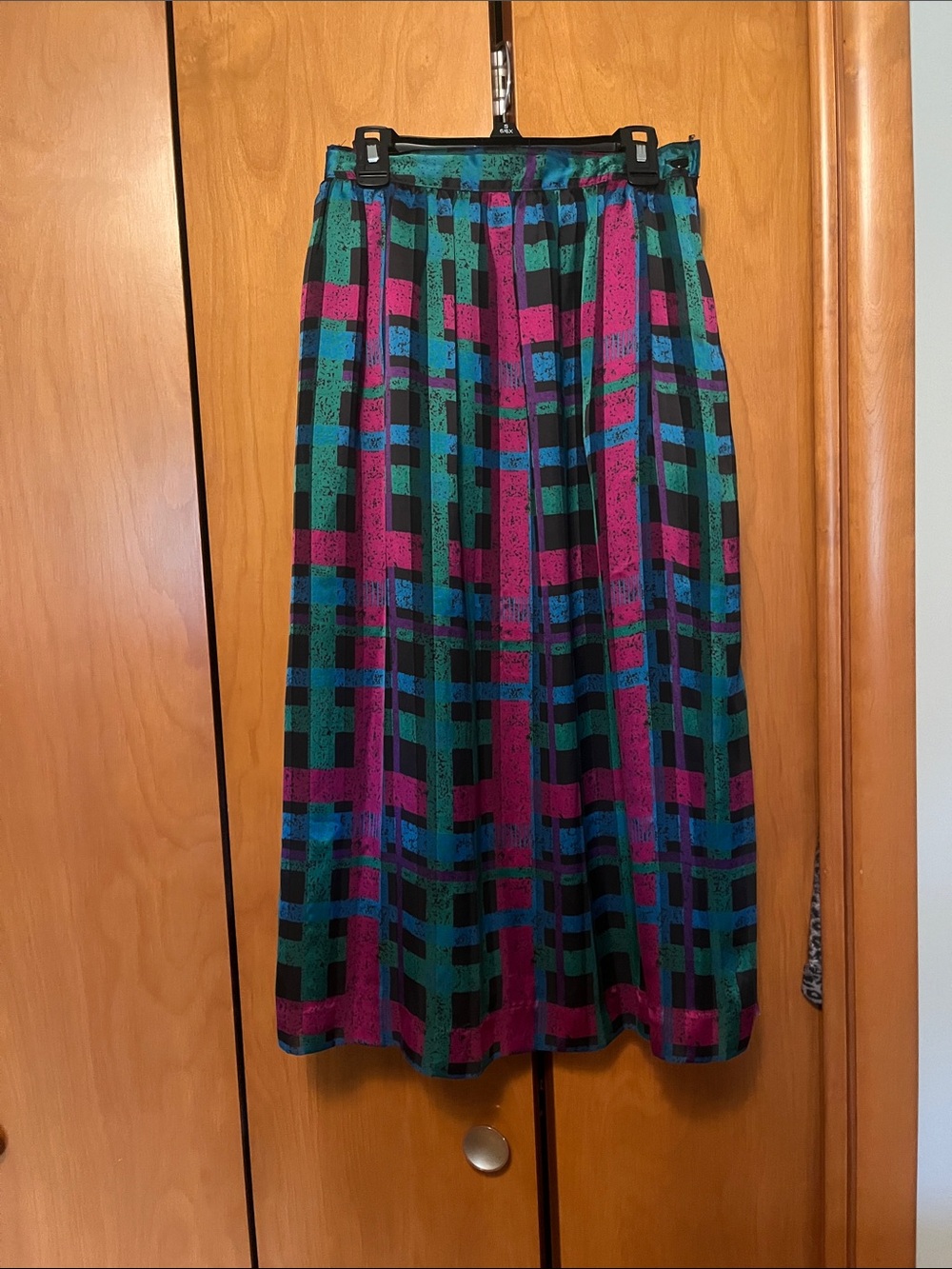 Persona Colorblock Plaid Midi Skirt. Vintage.